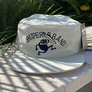 🔥 superbrand skate hat 🔥